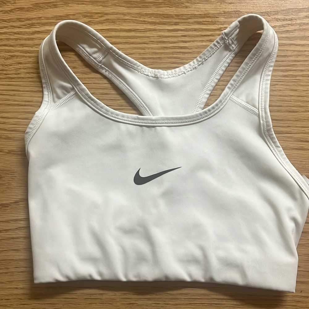 COPY - Nike Sports Bra White Small